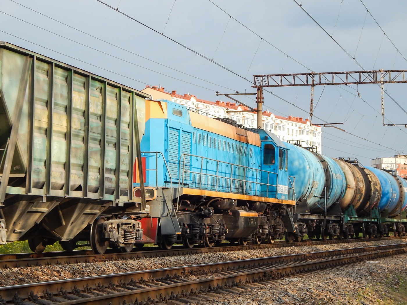 ТЭМ2У-8759