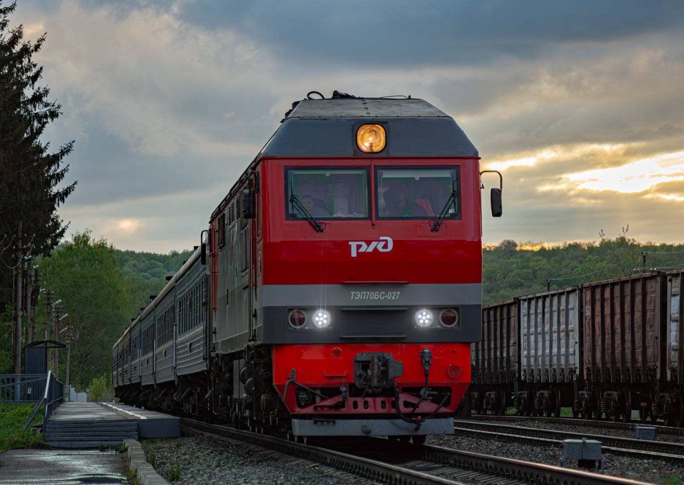 ТЭП70БС-027