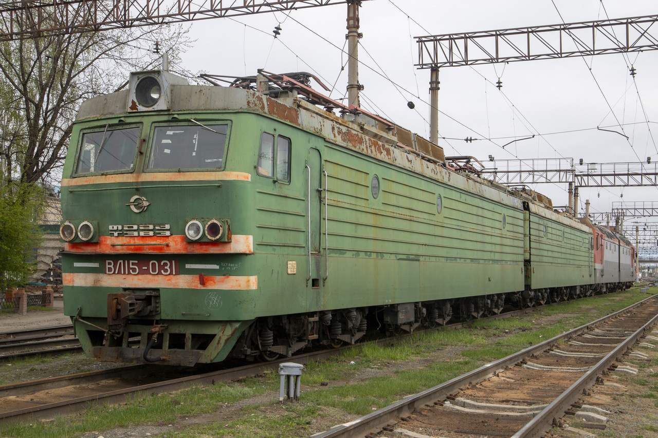 ВЛ15-031