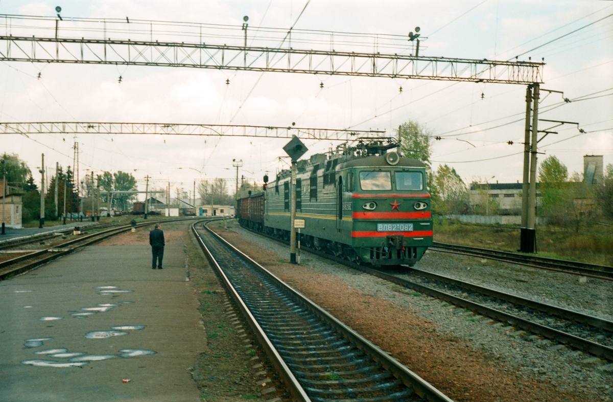 ВЛ82М-082
