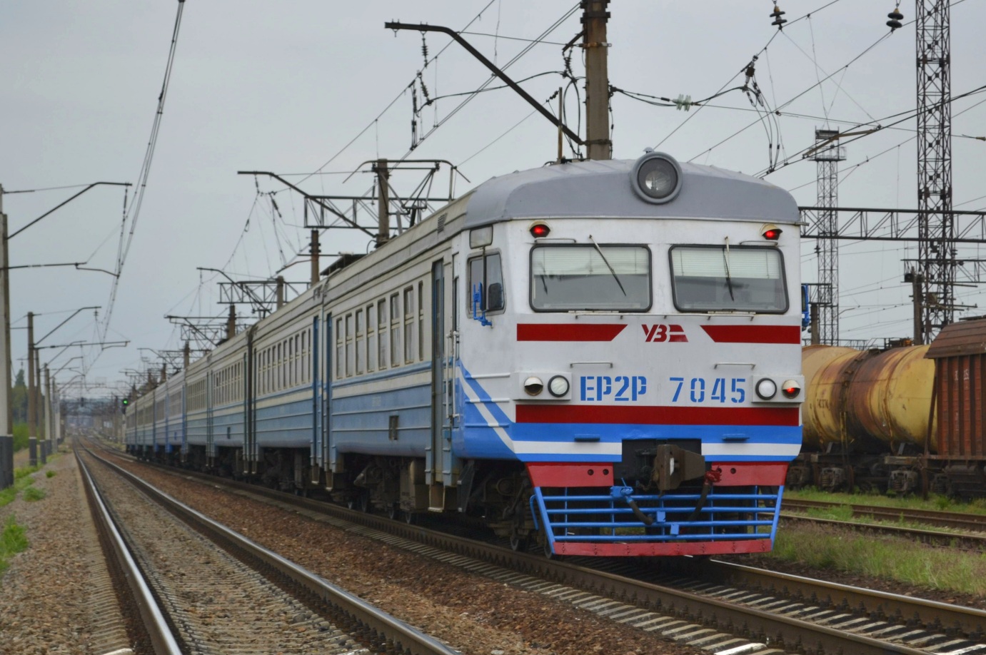 ЭР2Р-7045