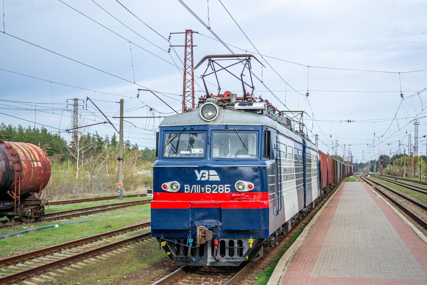 ВЛ11.8-628