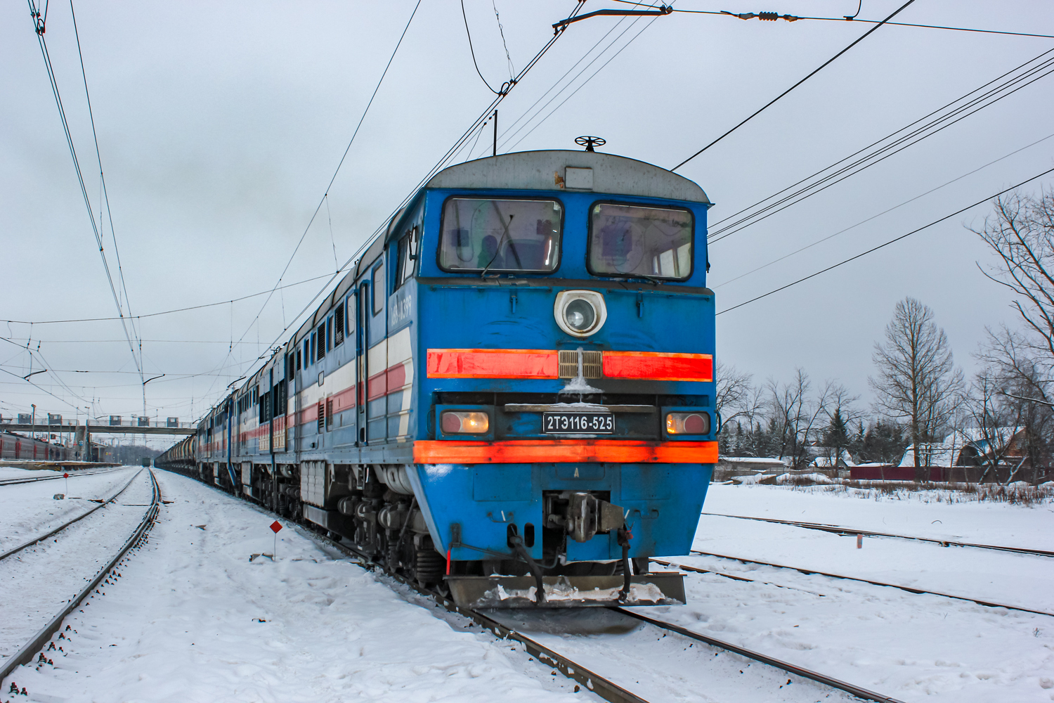 2ТЭ116-525