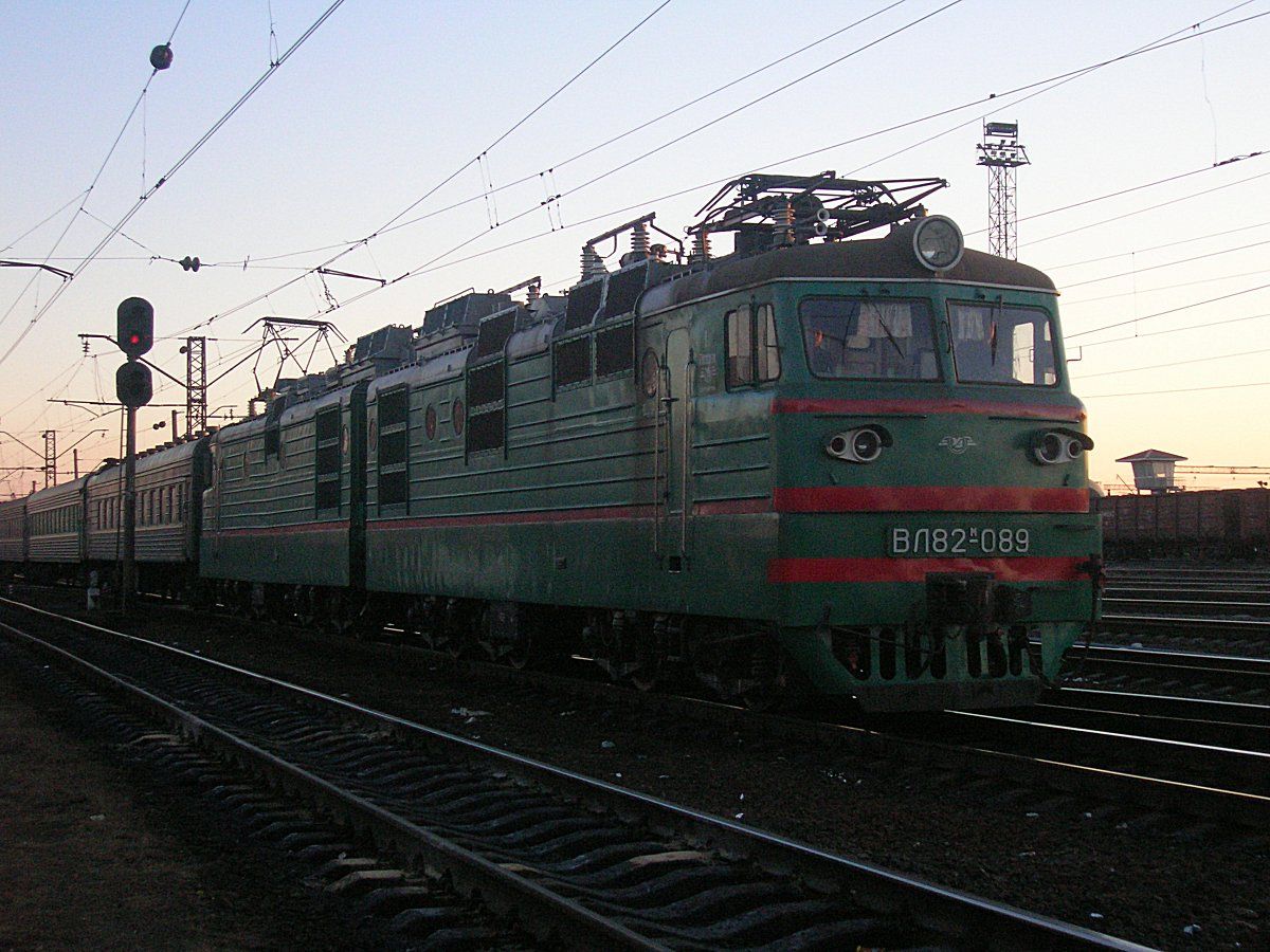 ВЛ82М-089
