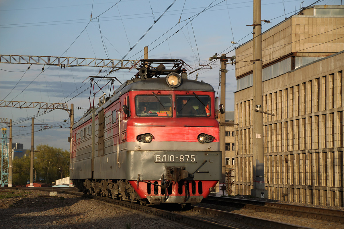 ВЛ10-875