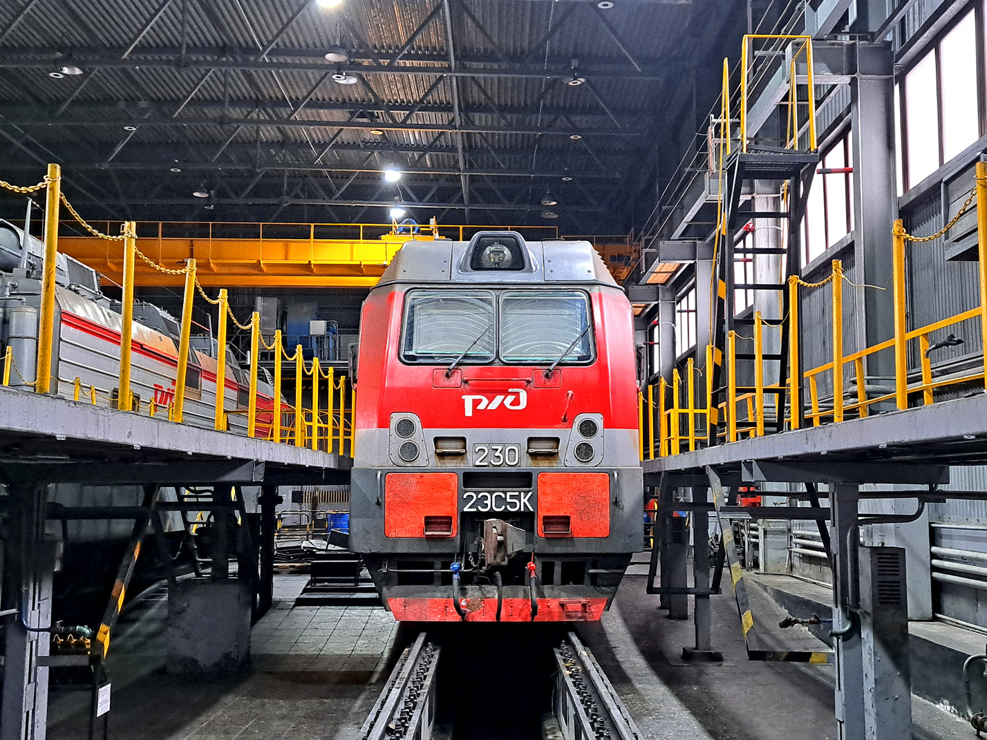 2ЭС5К-230