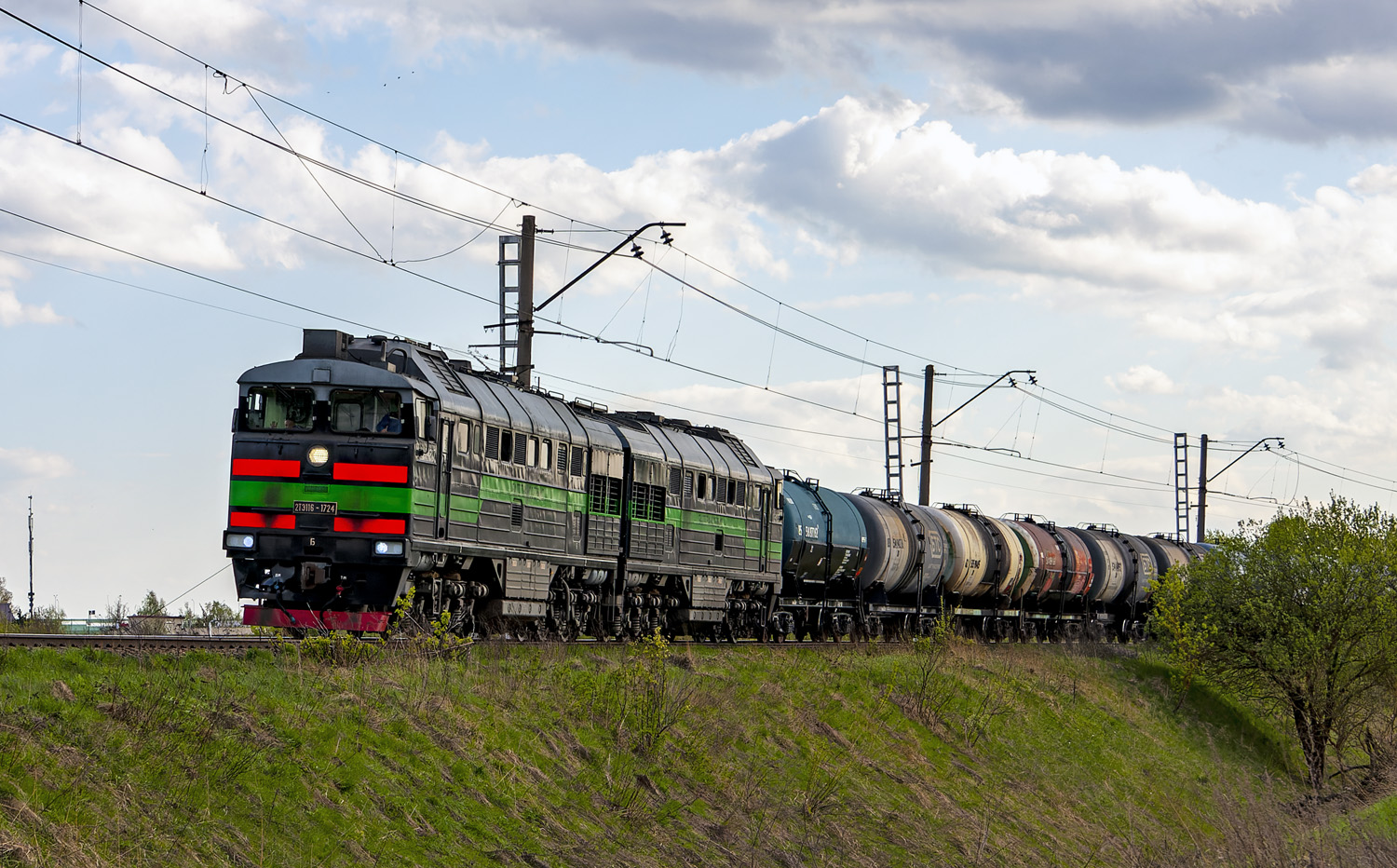 2ТЭ116-1724