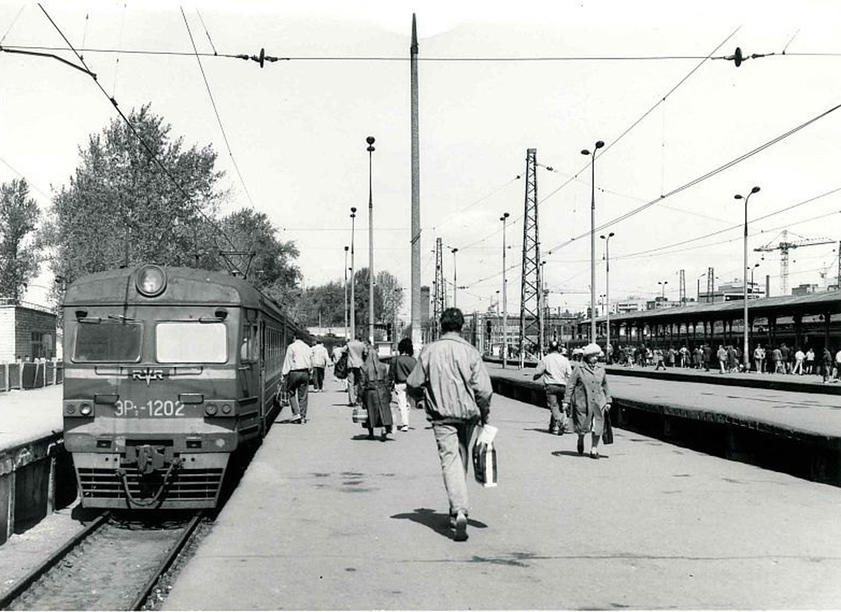 ЭР2-1202