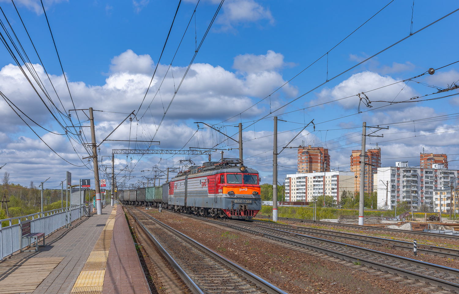ВЛ10У-564