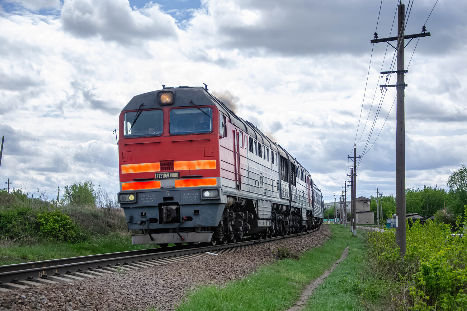 2ТЭ116У-0098