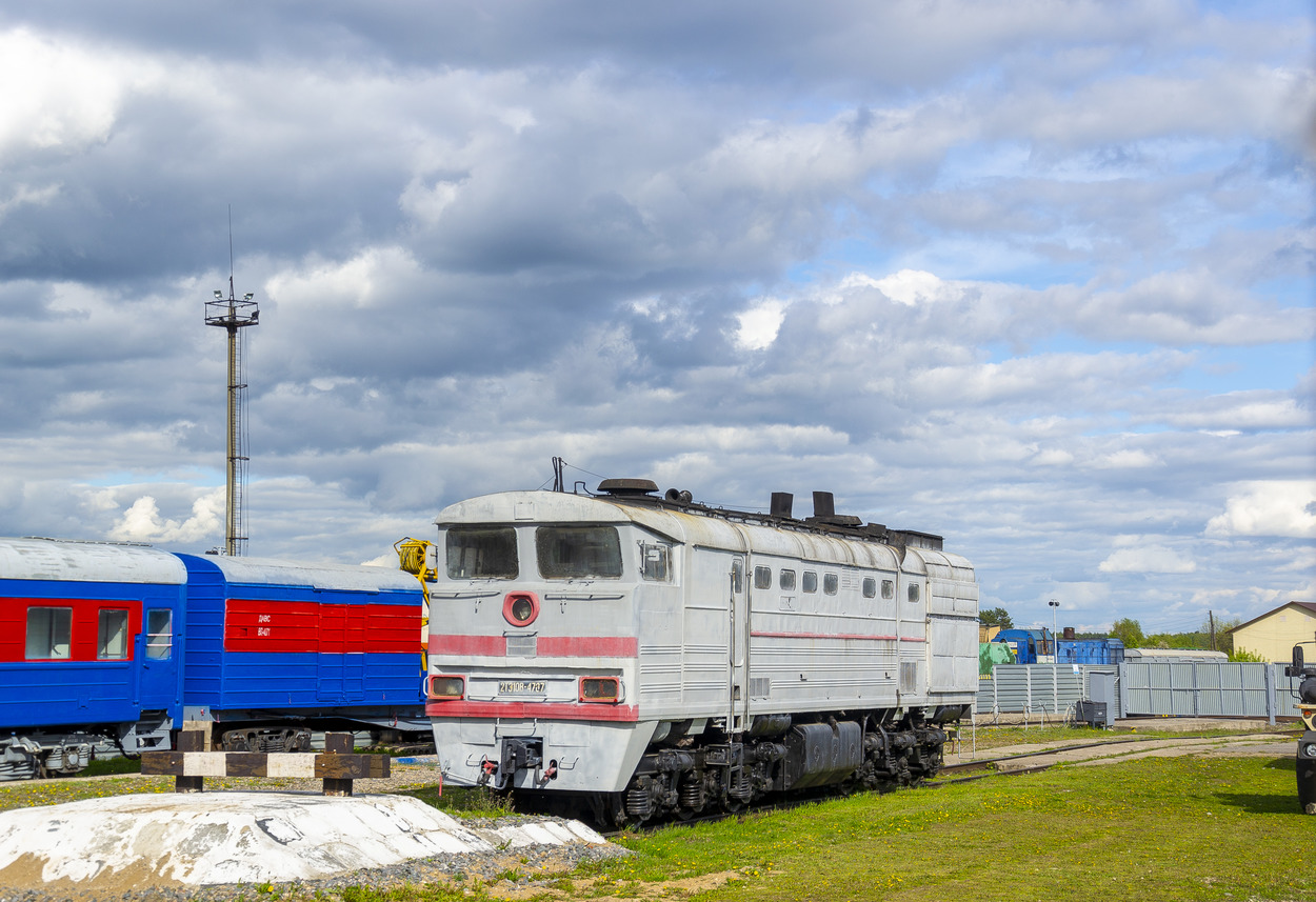 2ТЭ10В-4727А