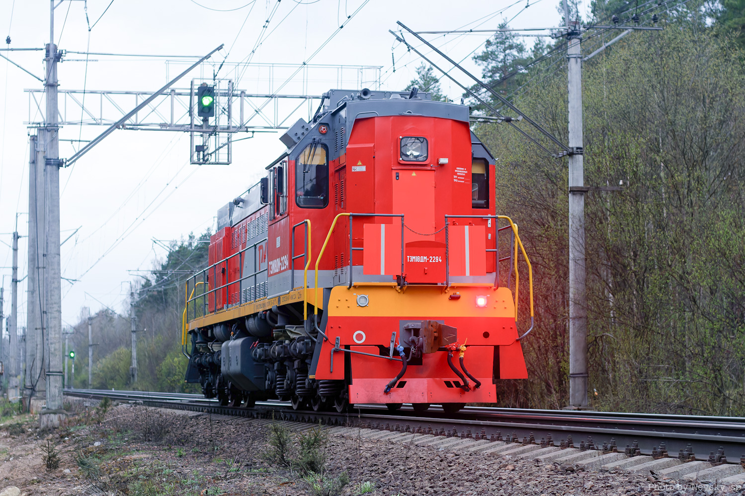 ТЭМ18ДМ-2294