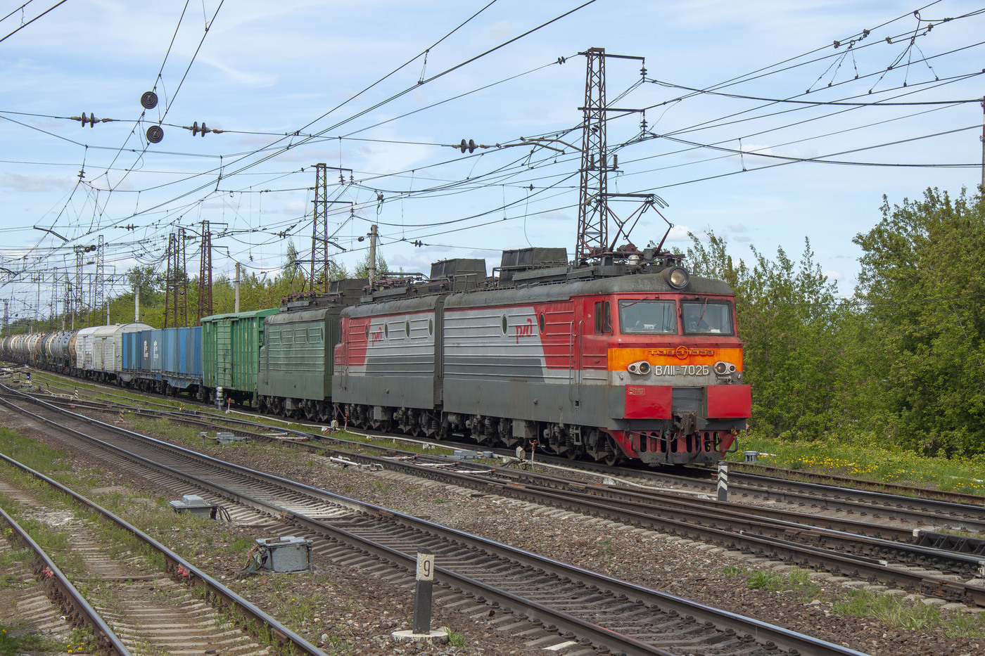 ВЛ11.8-702