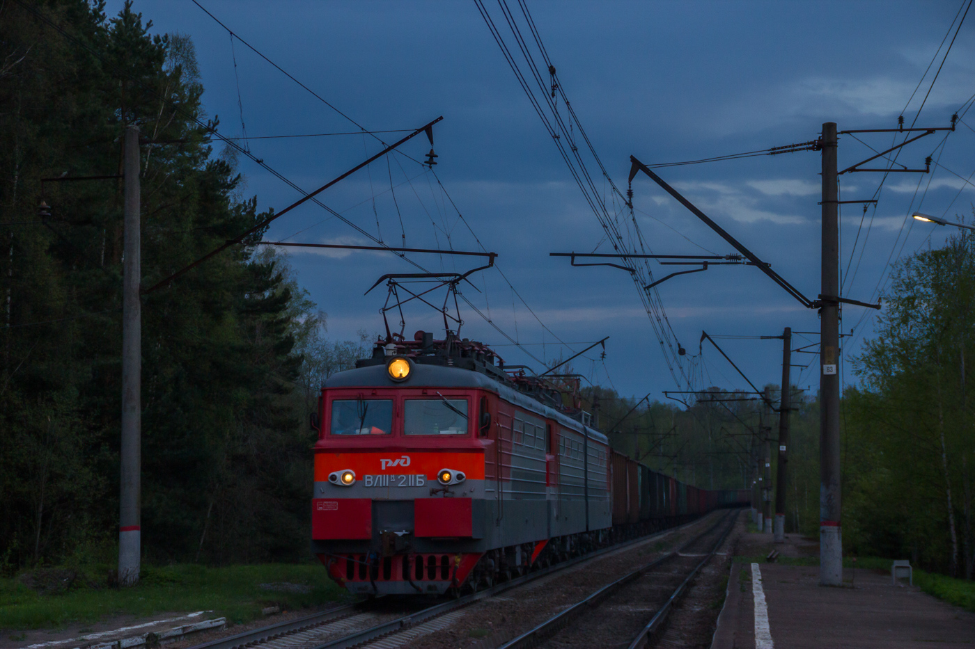 ВЛ11М-211