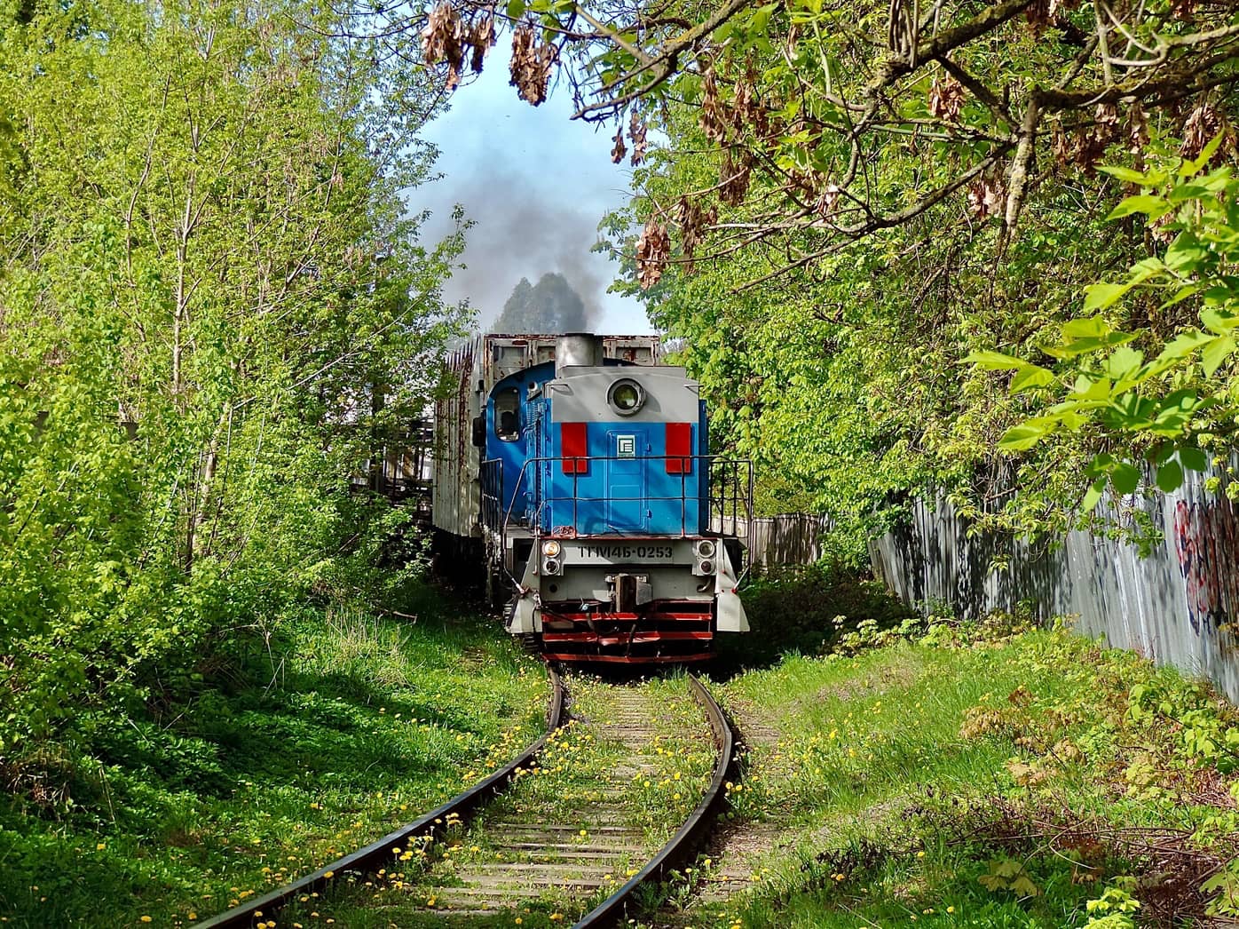 ТГМ4Б-0253
