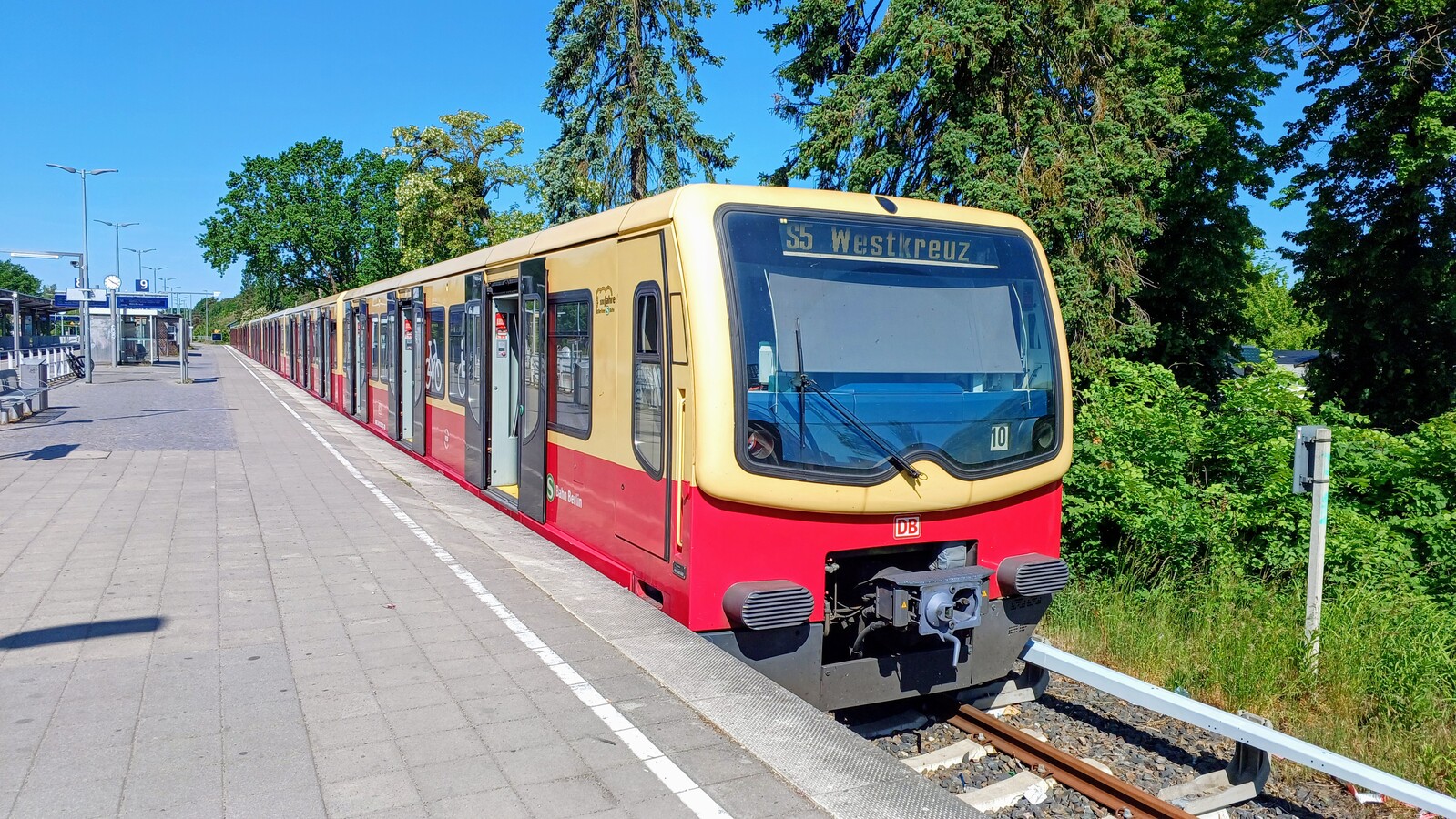 481 035-4
