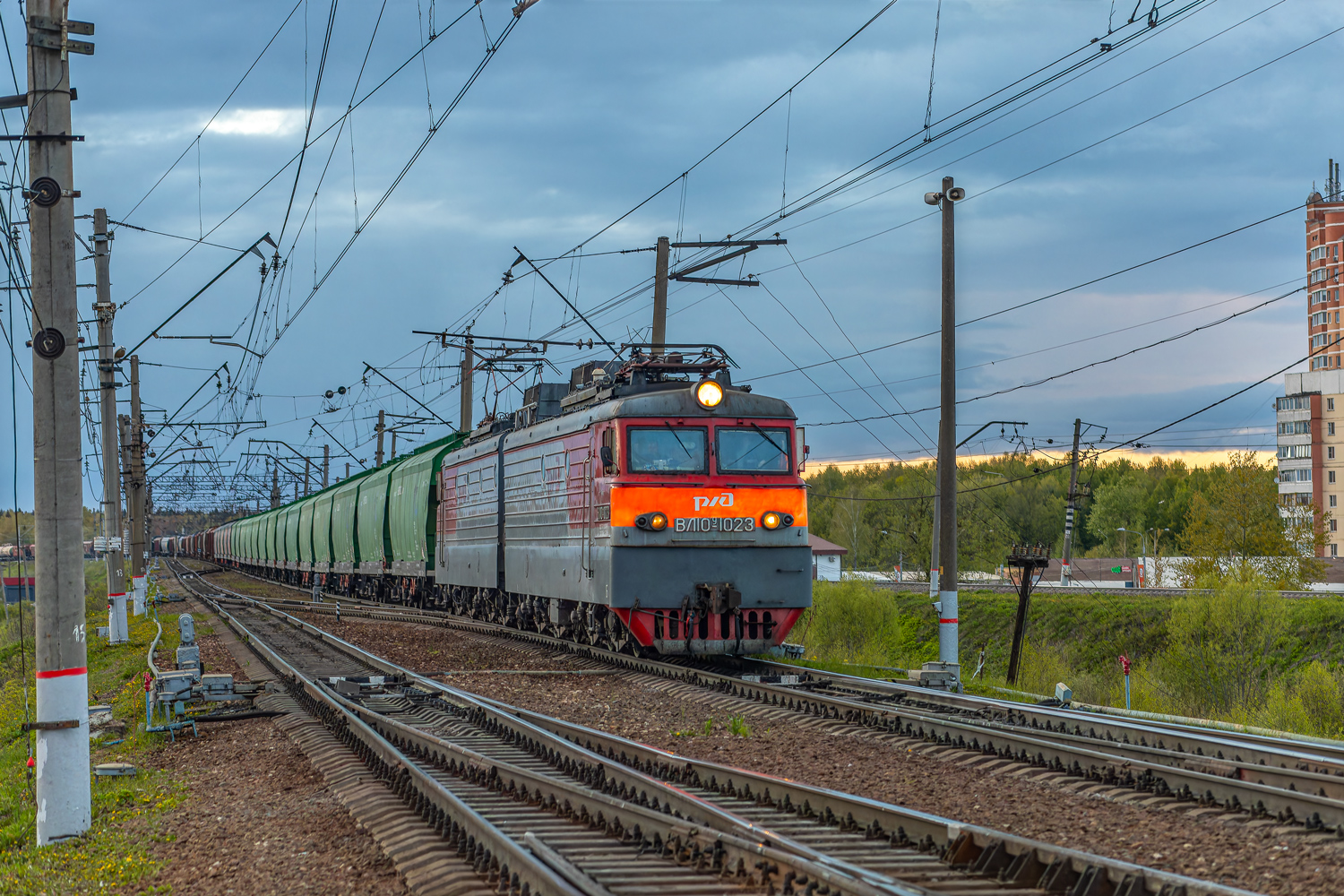 ВЛ10У-1023