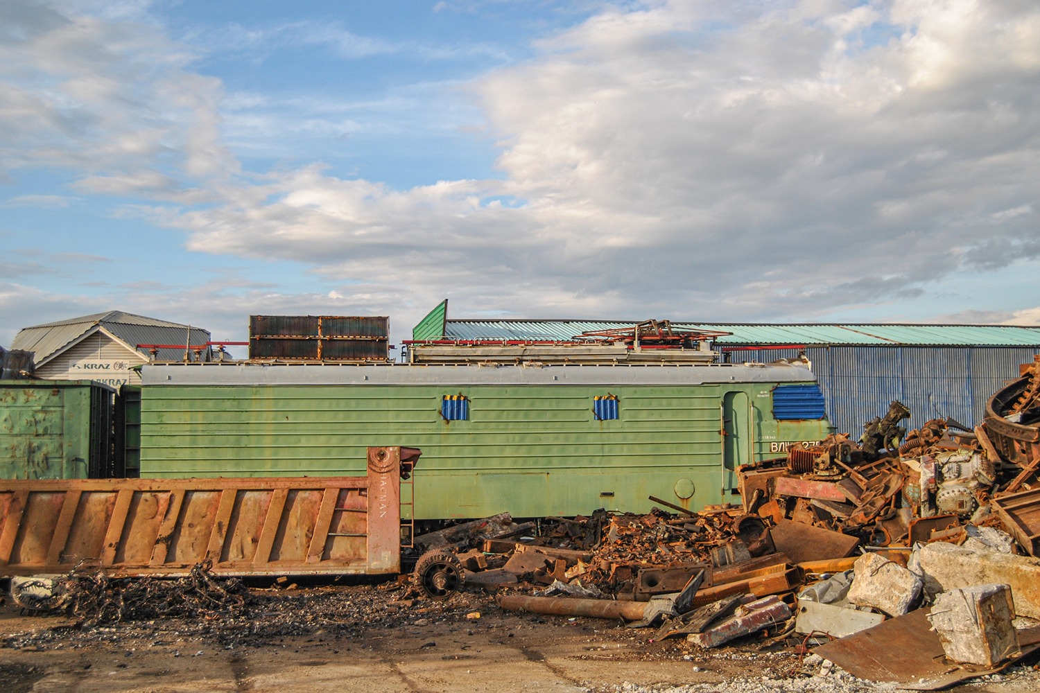ВЛ11-327