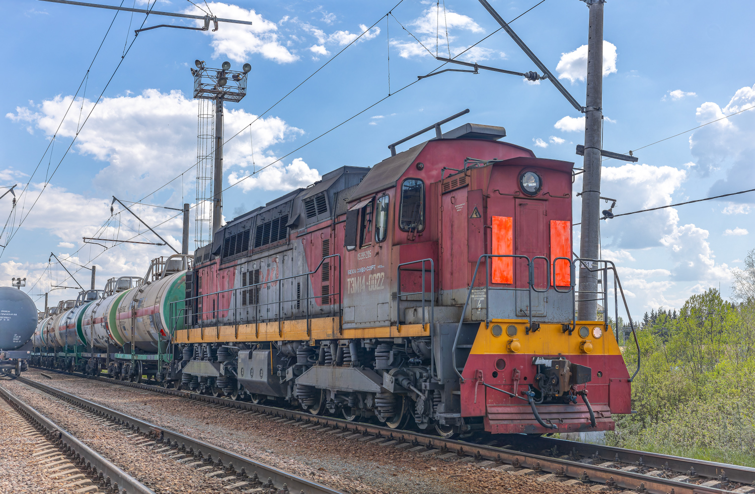 ТЭМ14-0022