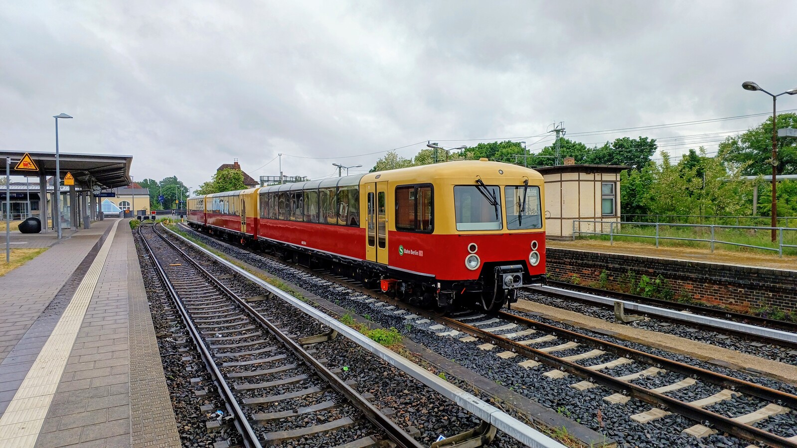 488 001-9