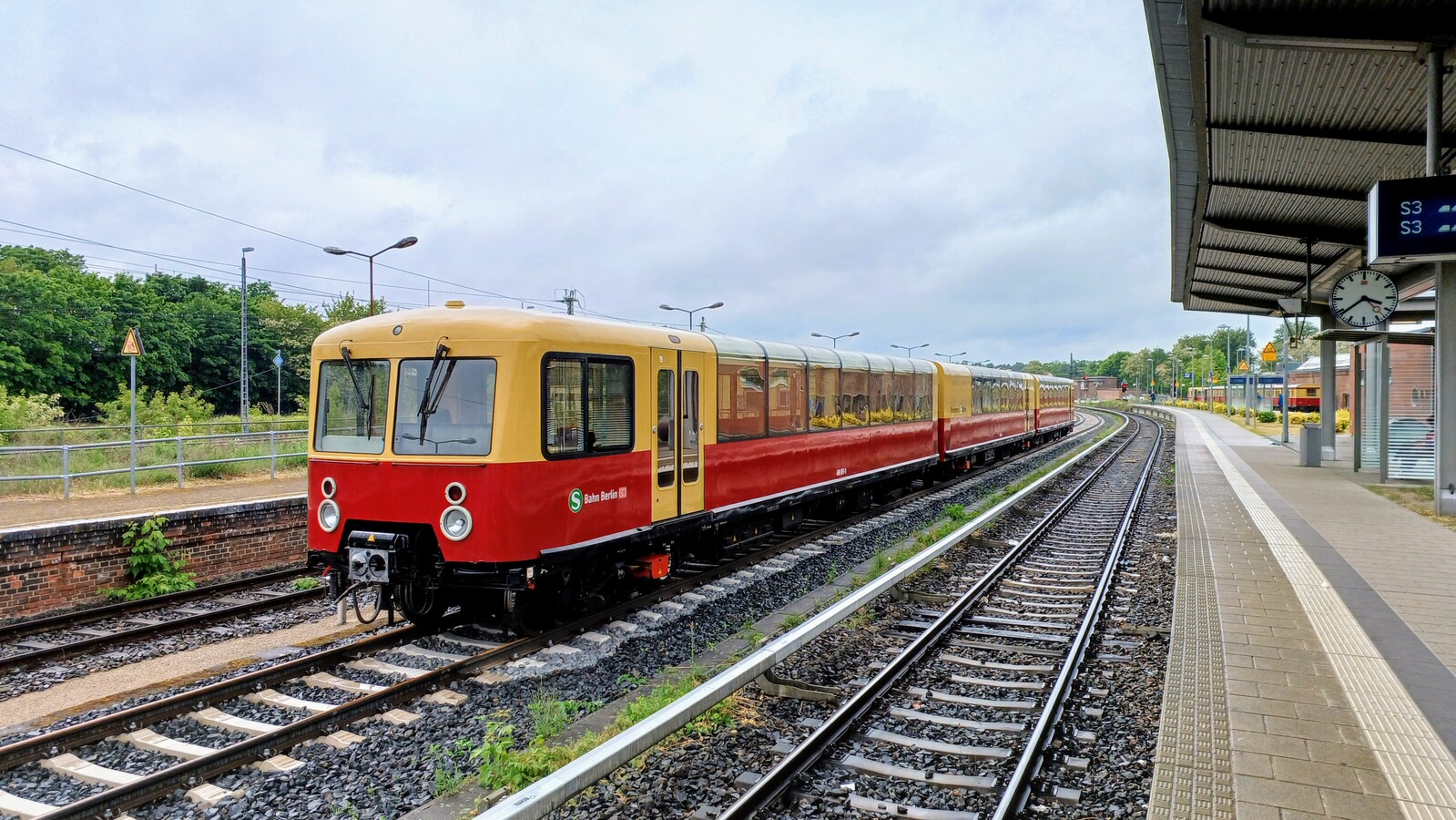 488 001-9