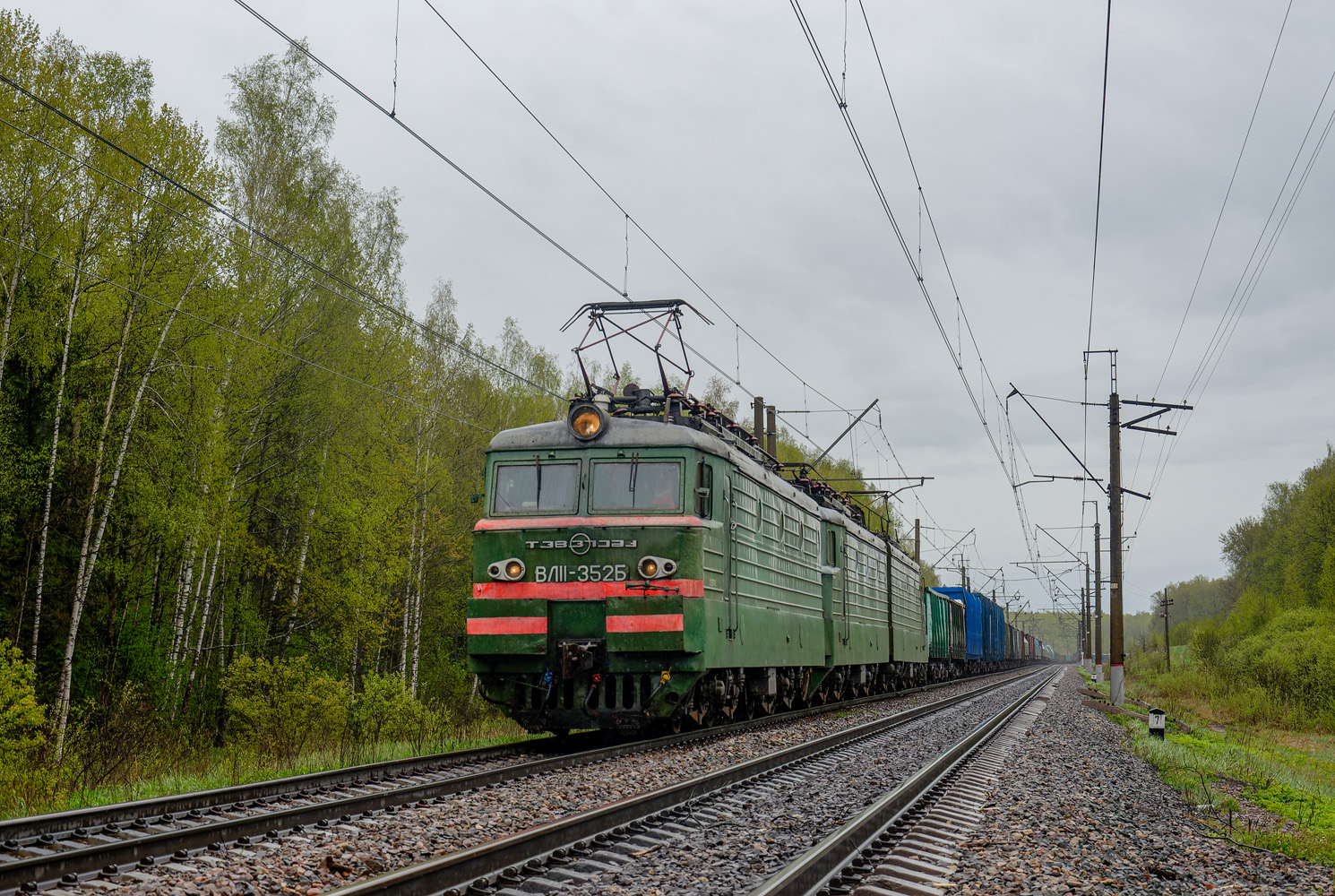 ВЛ11-352Б