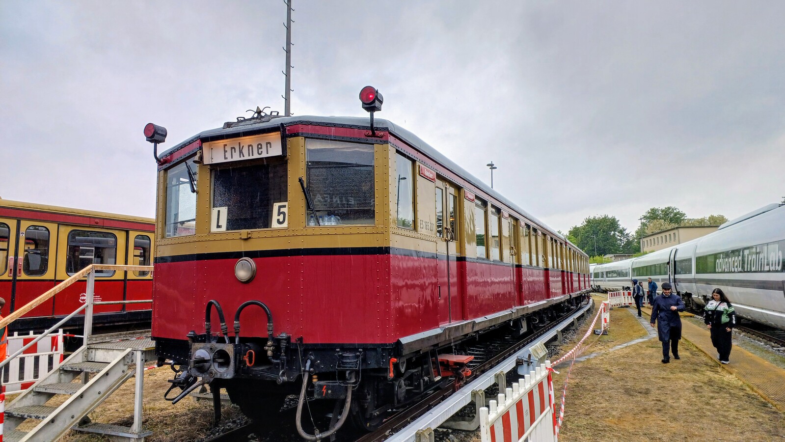 ET 165 471