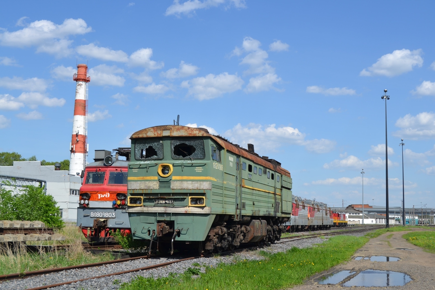 2ТЭ10В-4727Б