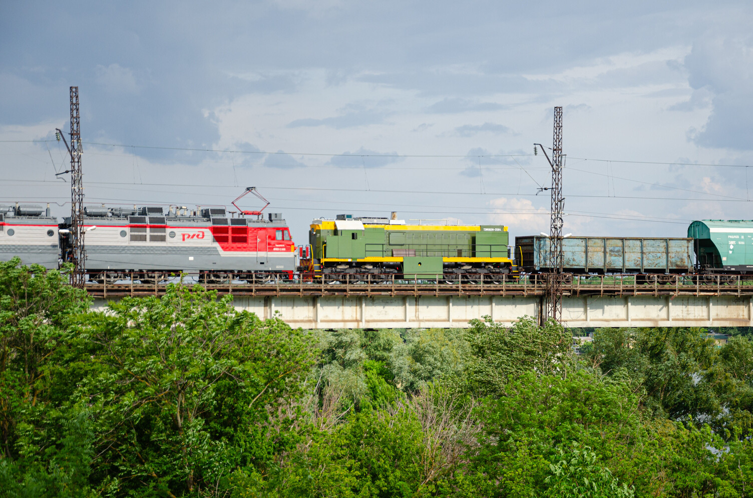 ТЭМ18ДМ-3584
