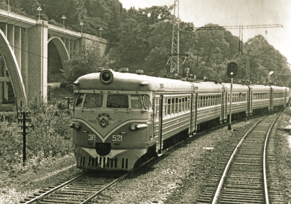 ЭР2-521