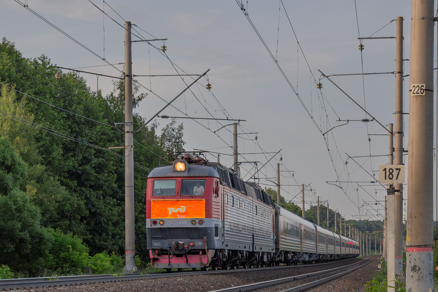 ЧС7-226