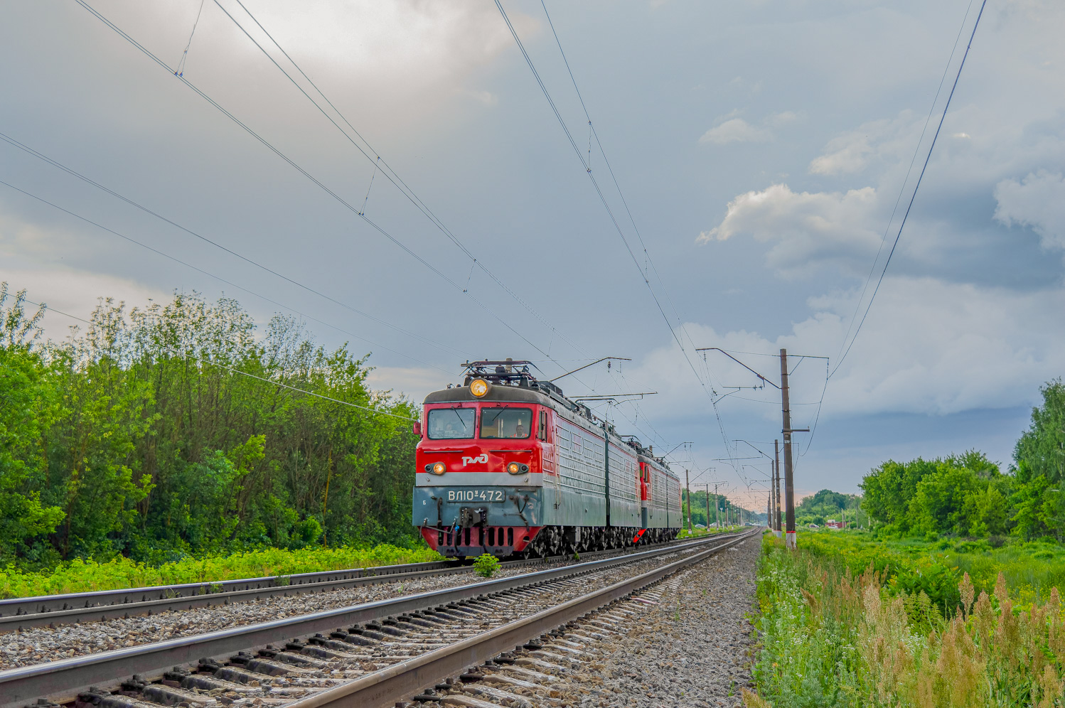 ВЛ10У-472