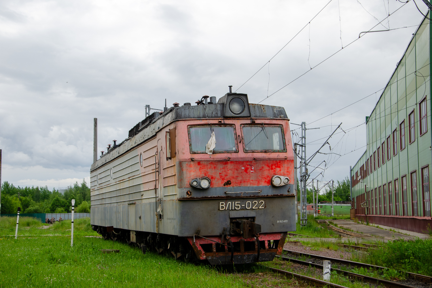 ВЛ15-022