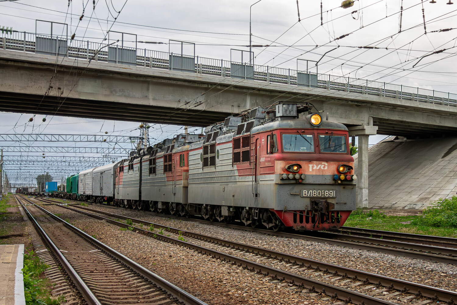 ВЛ80С-891