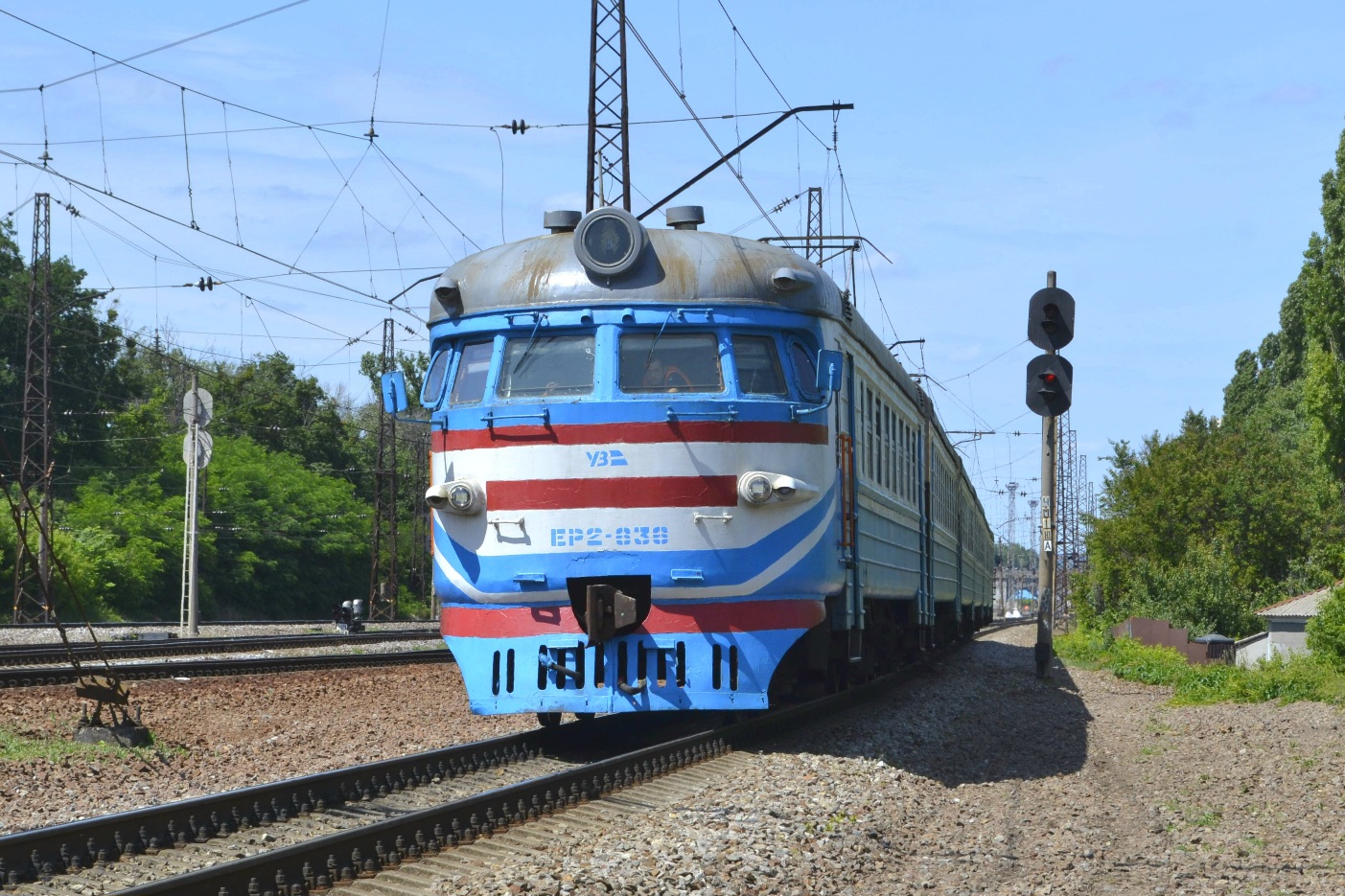 ЭР2-636