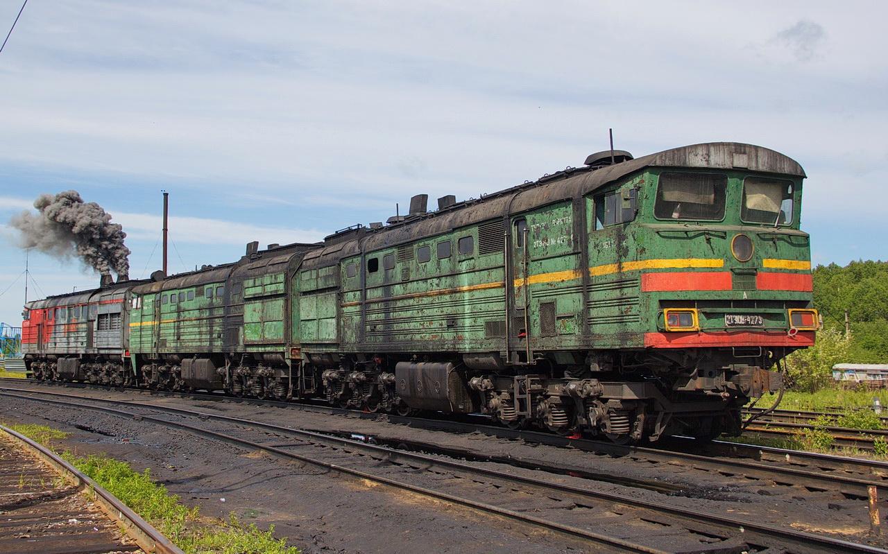 2ТЭ10В-4273