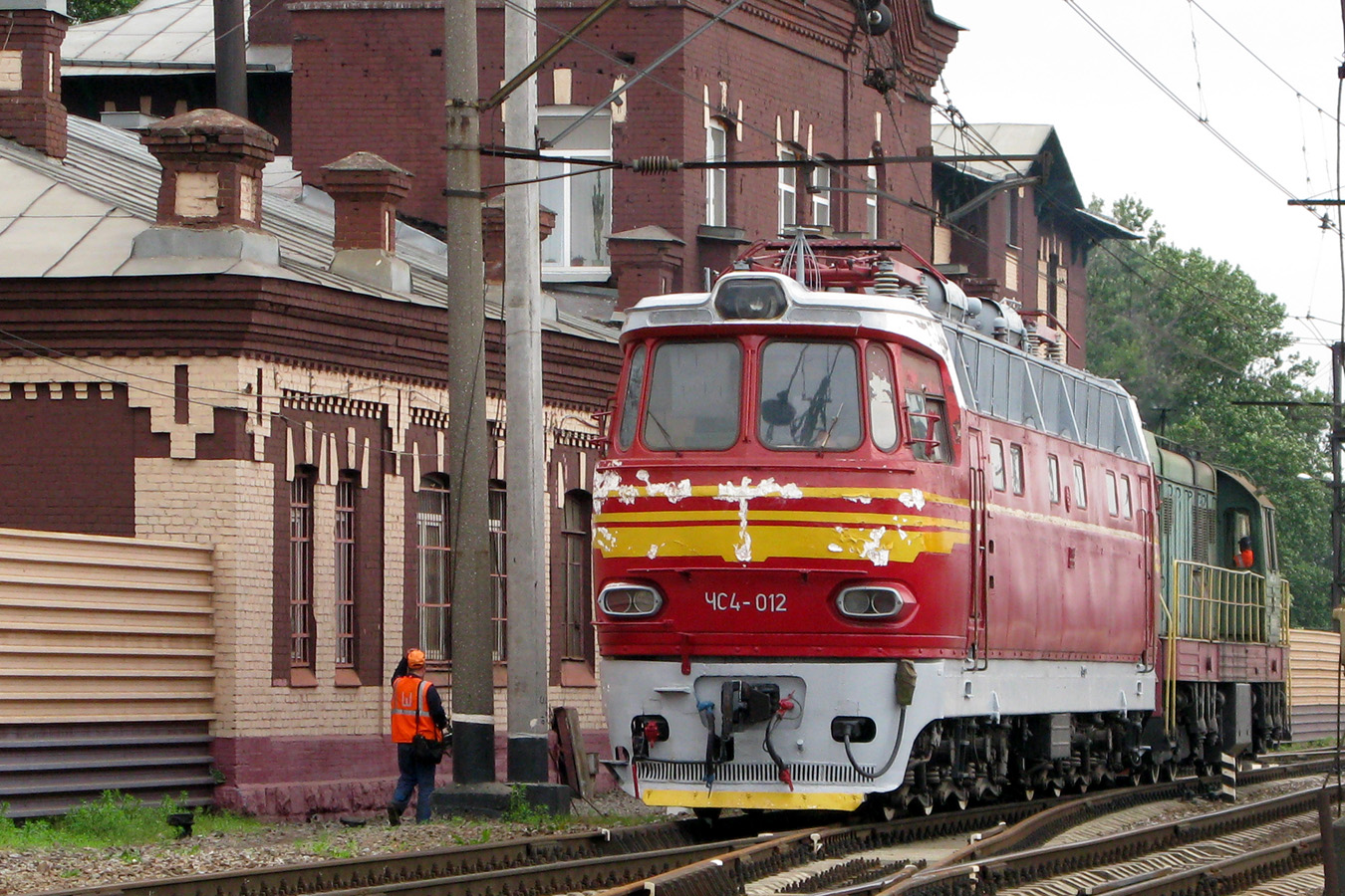 ЧС4-012