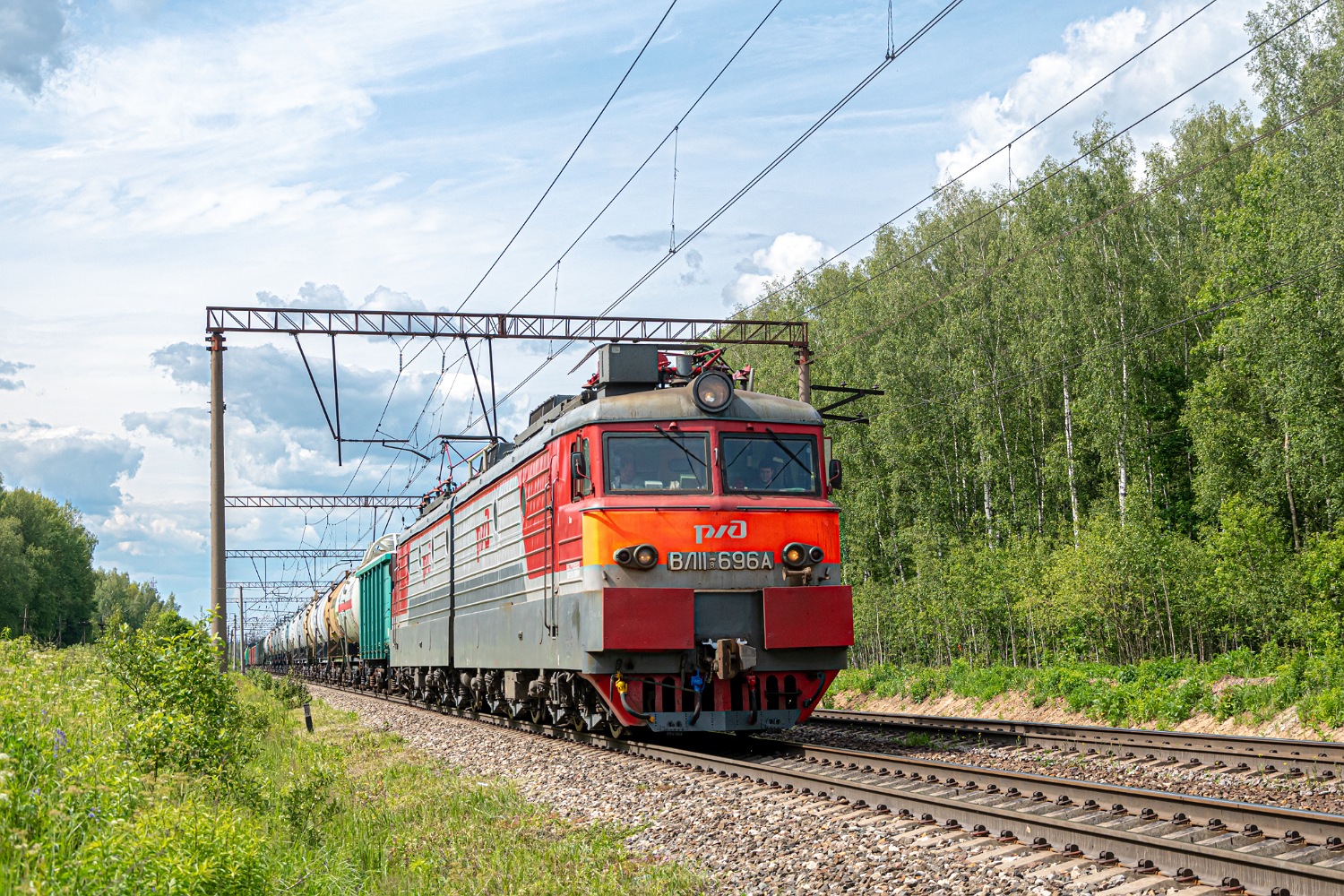 ВЛ11.8У-696