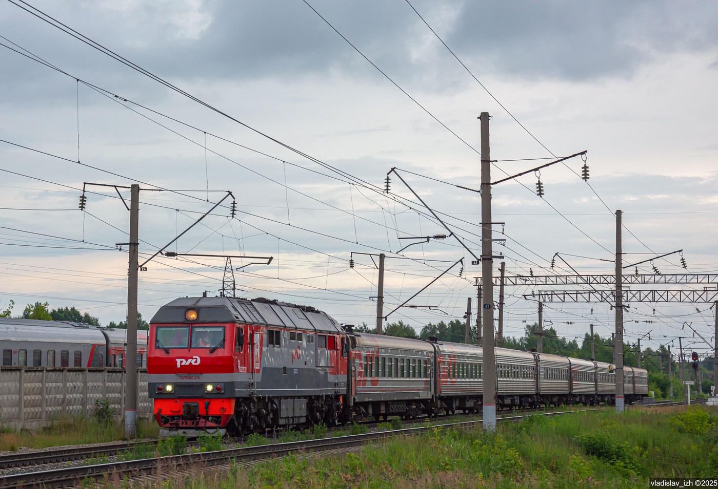 ТЭП70БС-279