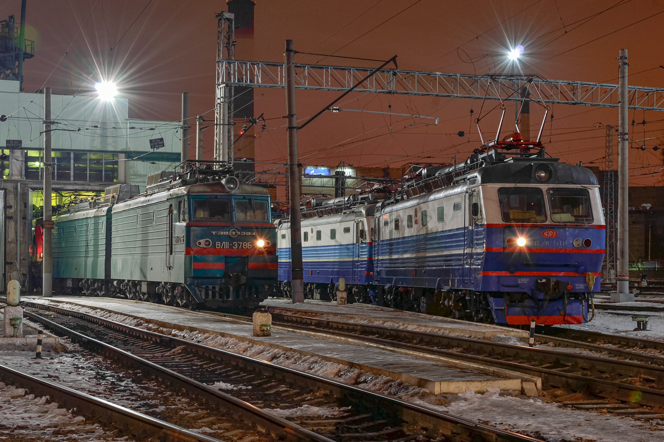 ВЛ11-378; ЧС2К-516
