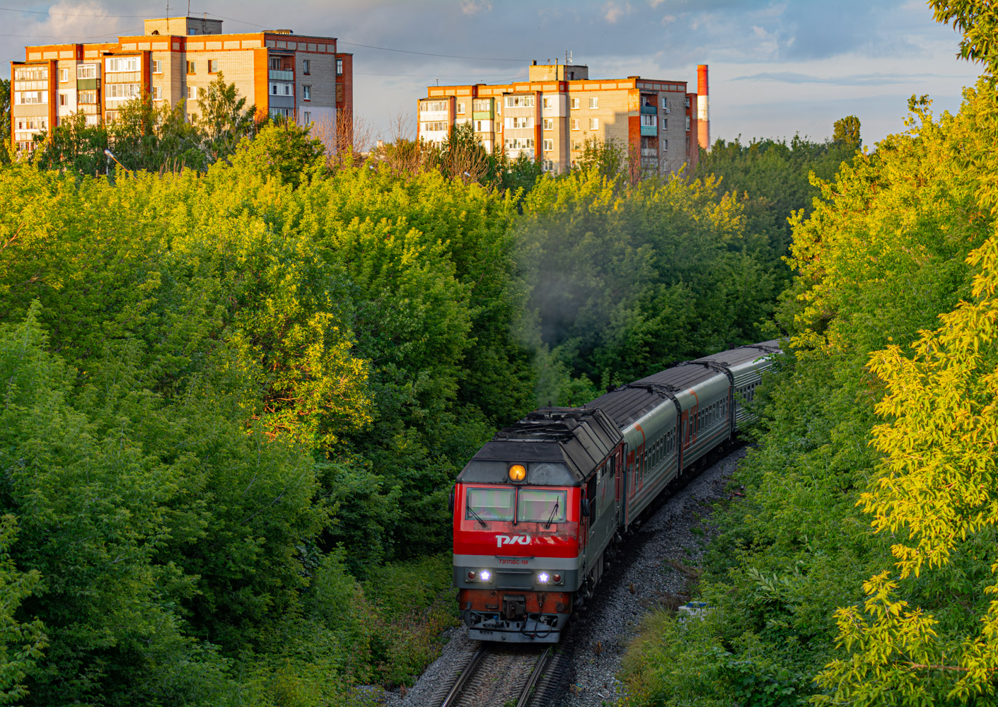 ТЭП70БС-166