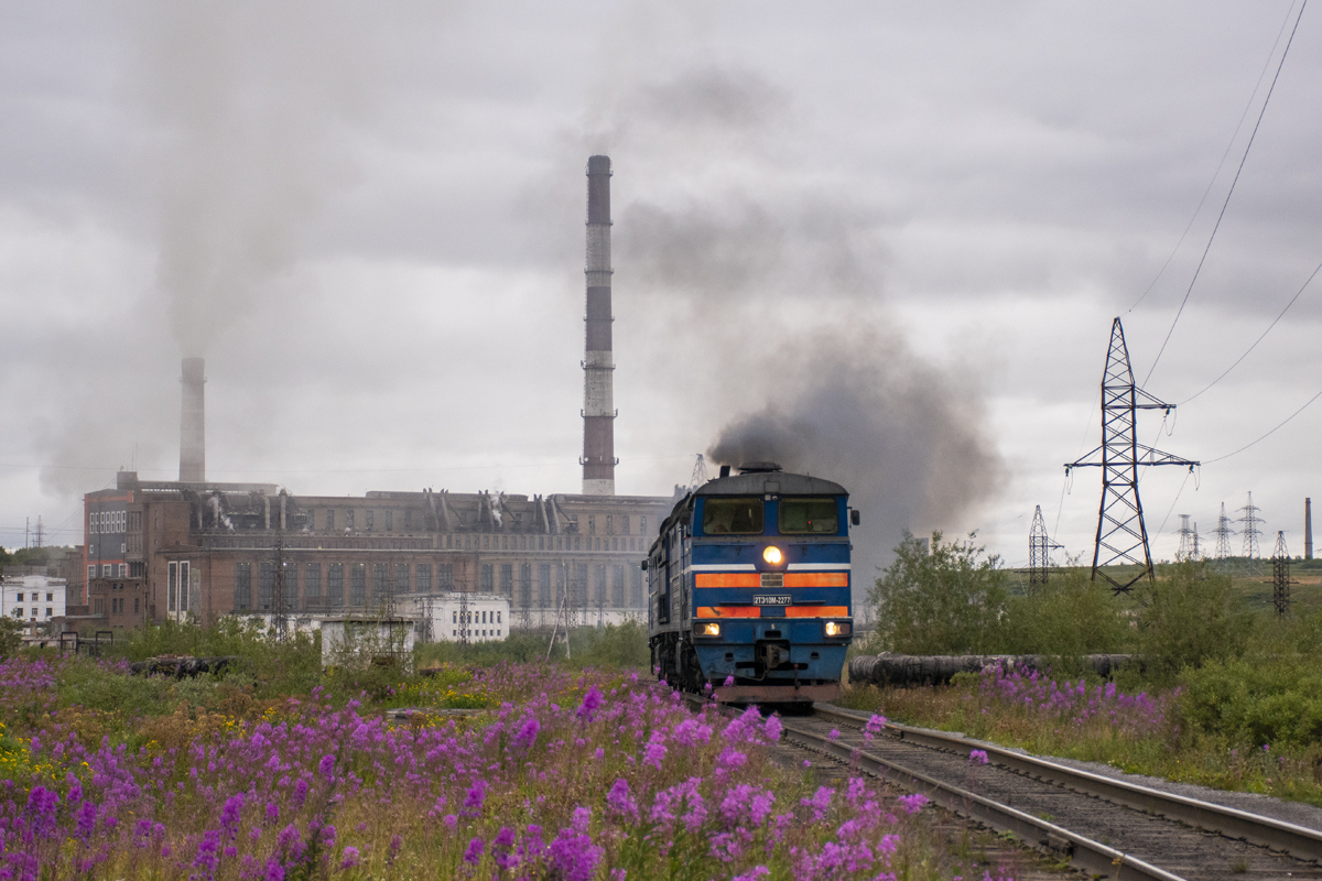2ТЭ10М-2277