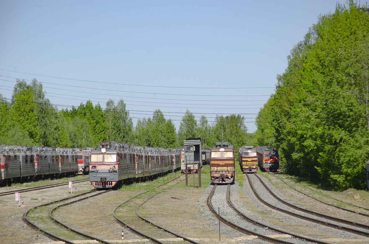 ВЛ80С-823