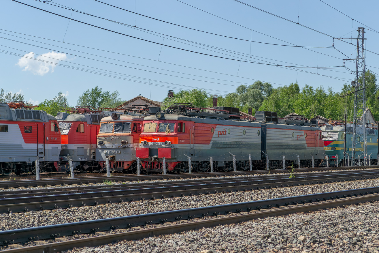 ВЛ10У-681; ВЛ11М-201