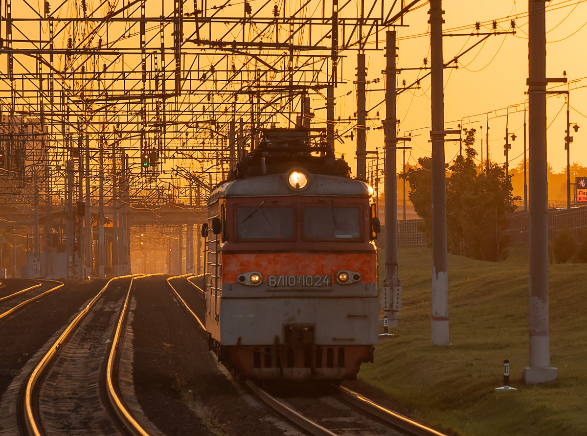 ВЛ10У-1024