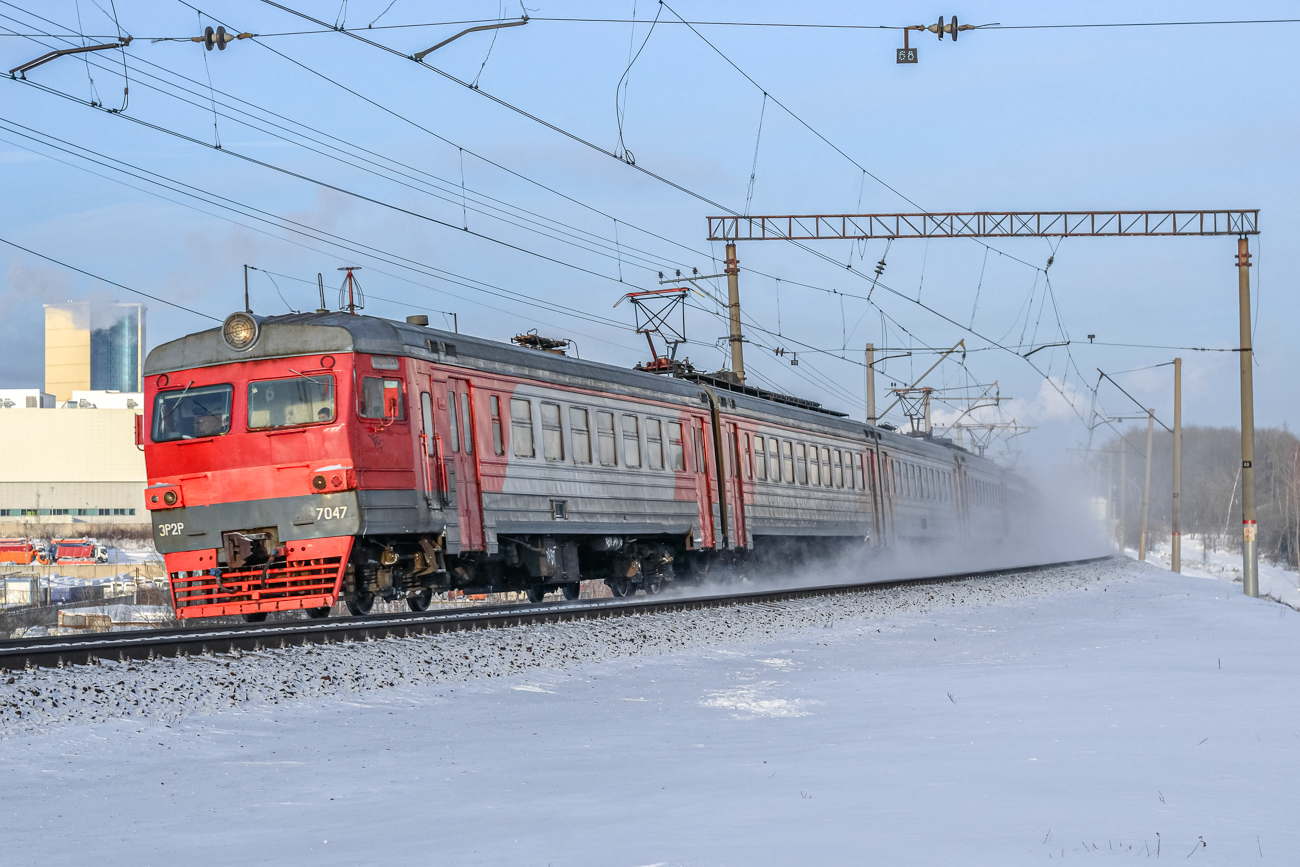 ЭР2Р-7047