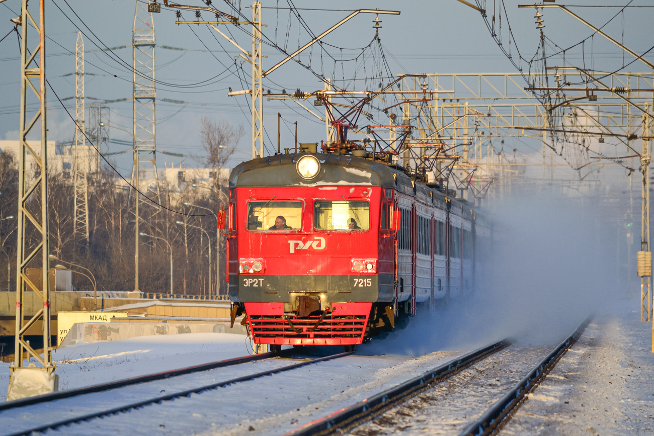 ЭР2Т-7215