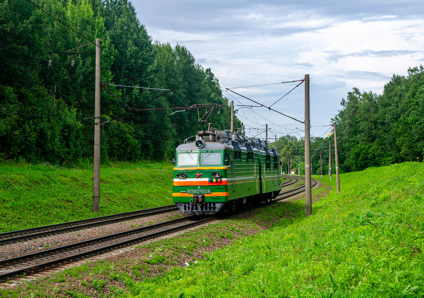 ВЛ80С-608