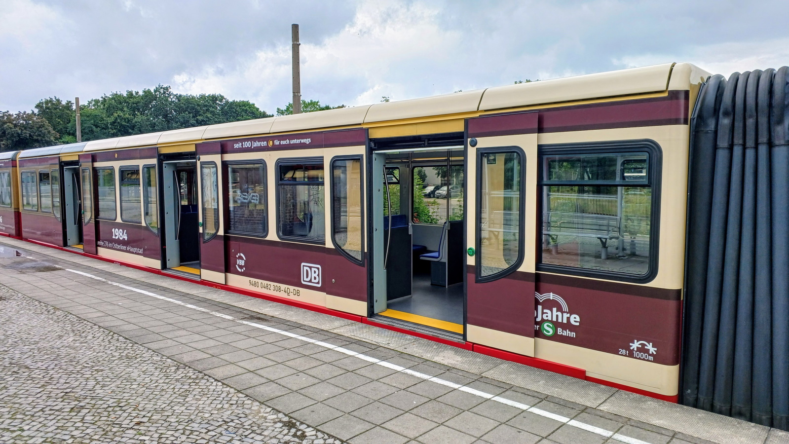 481 308