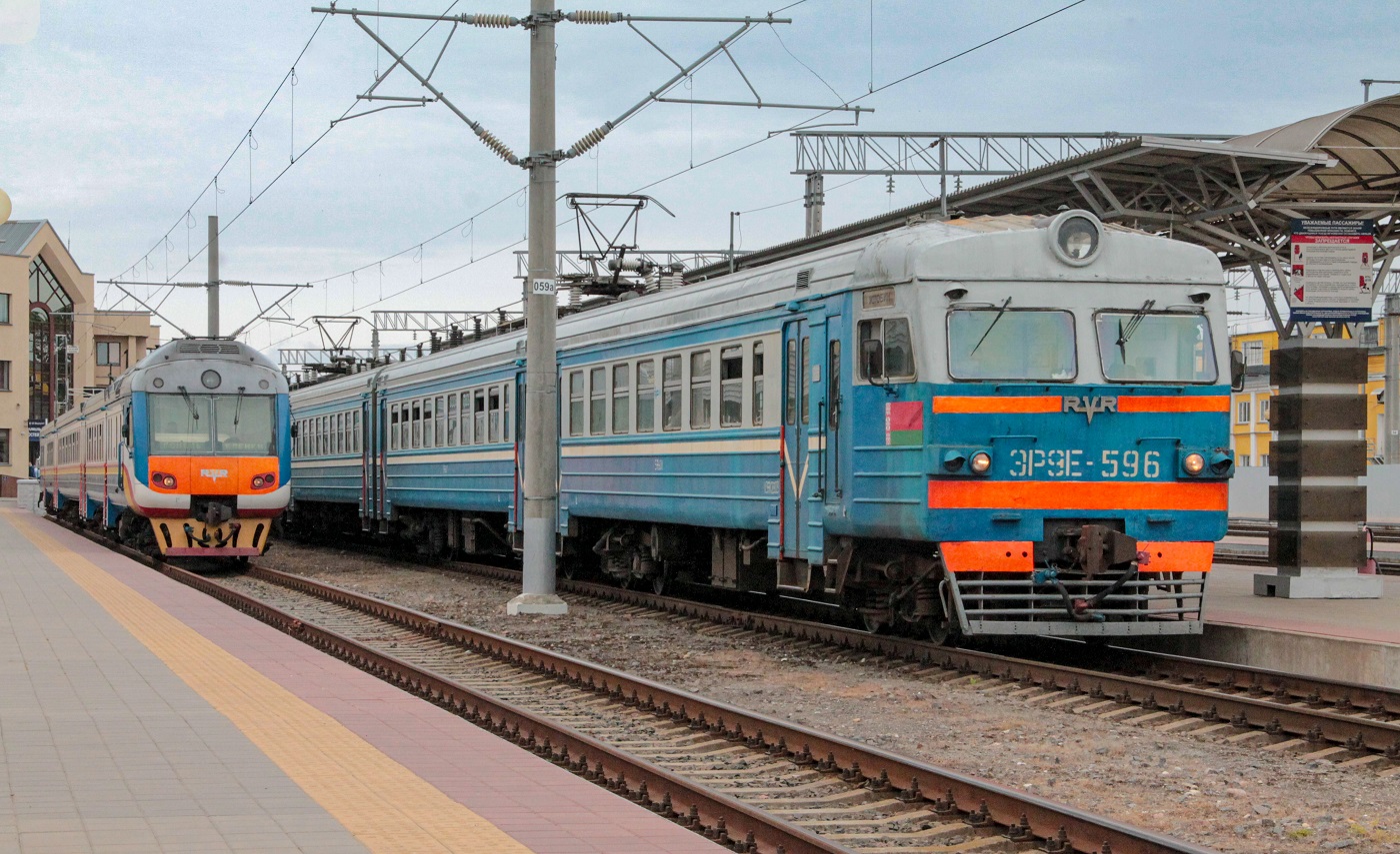 ДР1Б-508; ЭР9Е-596